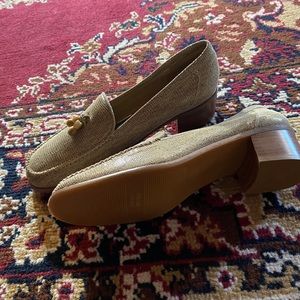 Steward weitzman  shoes .